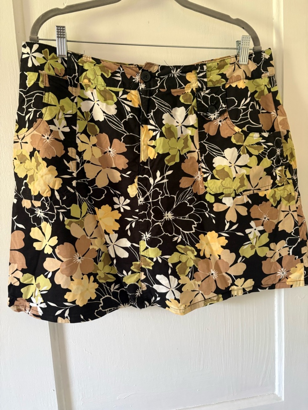 White Stag Black Floral Skort